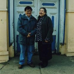 Fidel Sepúlveda junto a Margot Loyola
